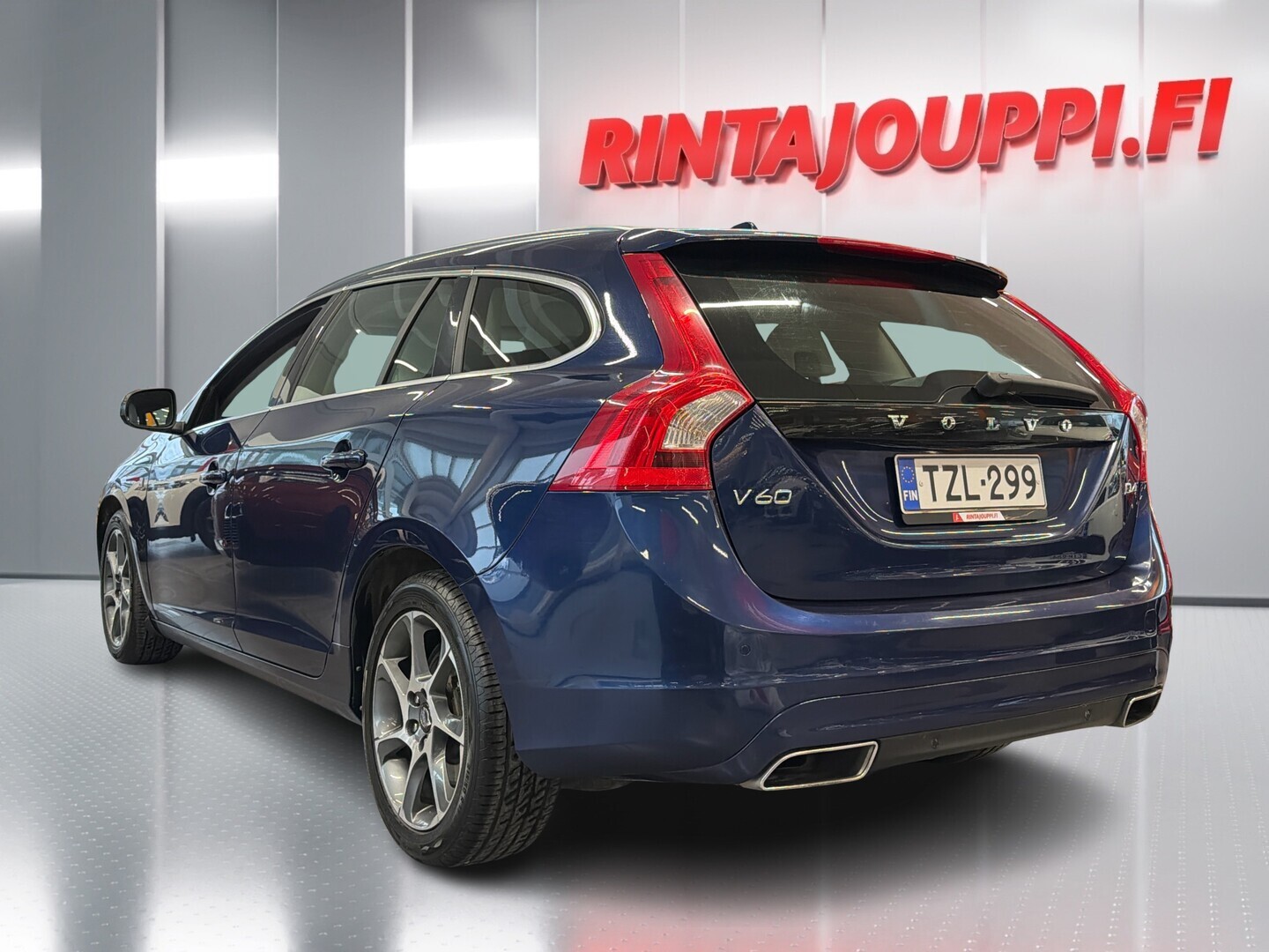 VOLVO V60 2014