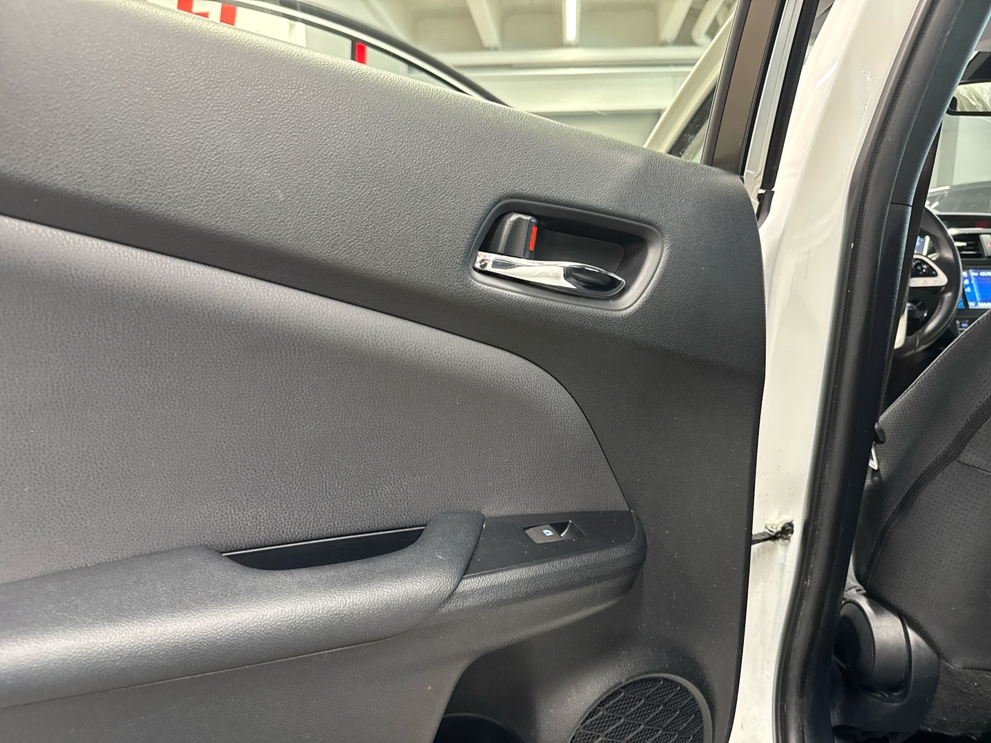 TOYOTA Prius 2016