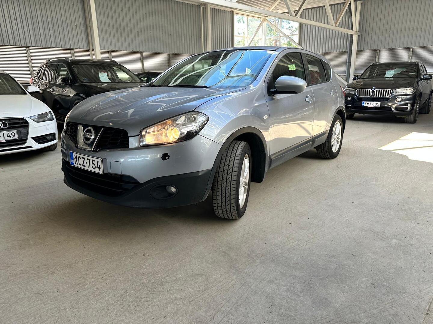 NISSAN Qashqai 2011