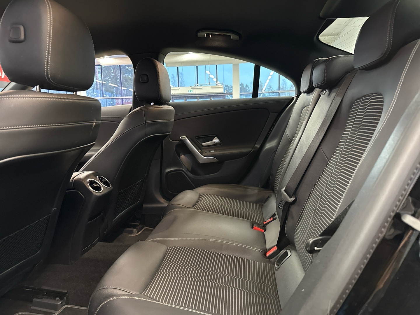 MERCEDES-BENZ CLA 2020