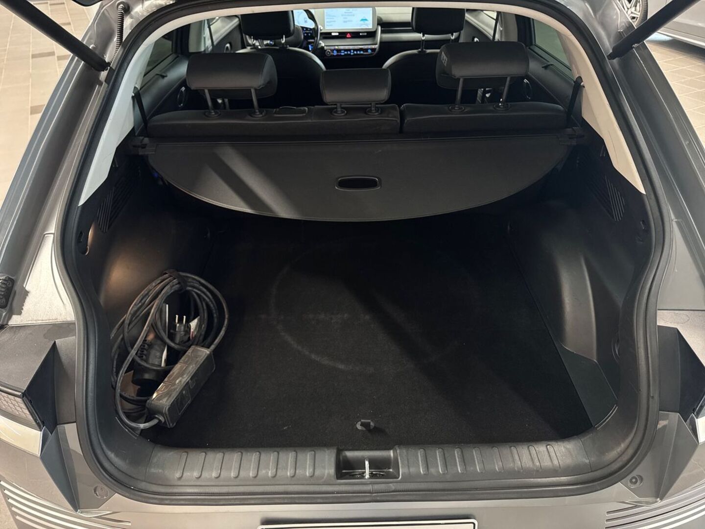 HYUNDAI IONIQ 5 11