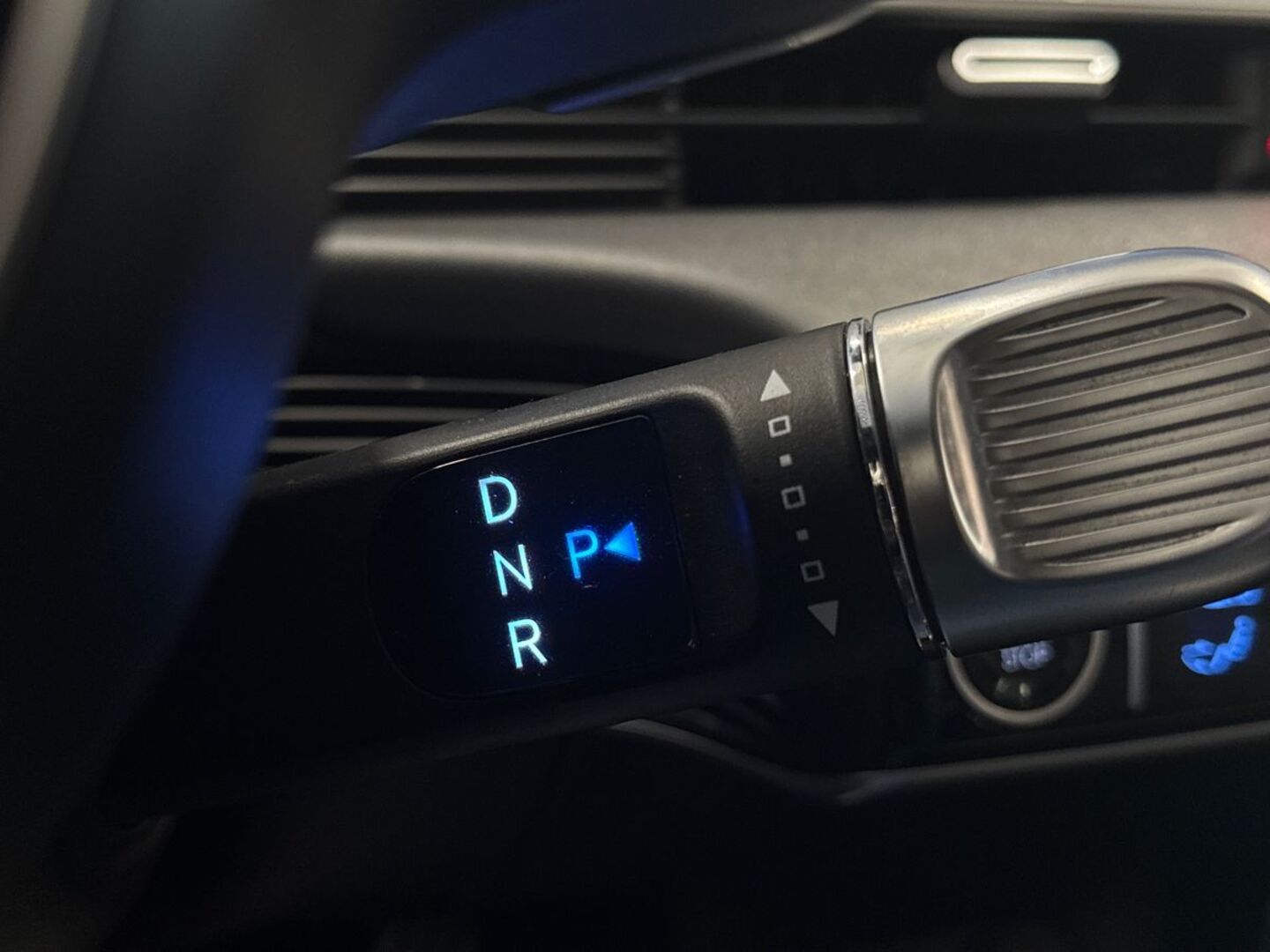 HYUNDAI IONIQ 5 23
