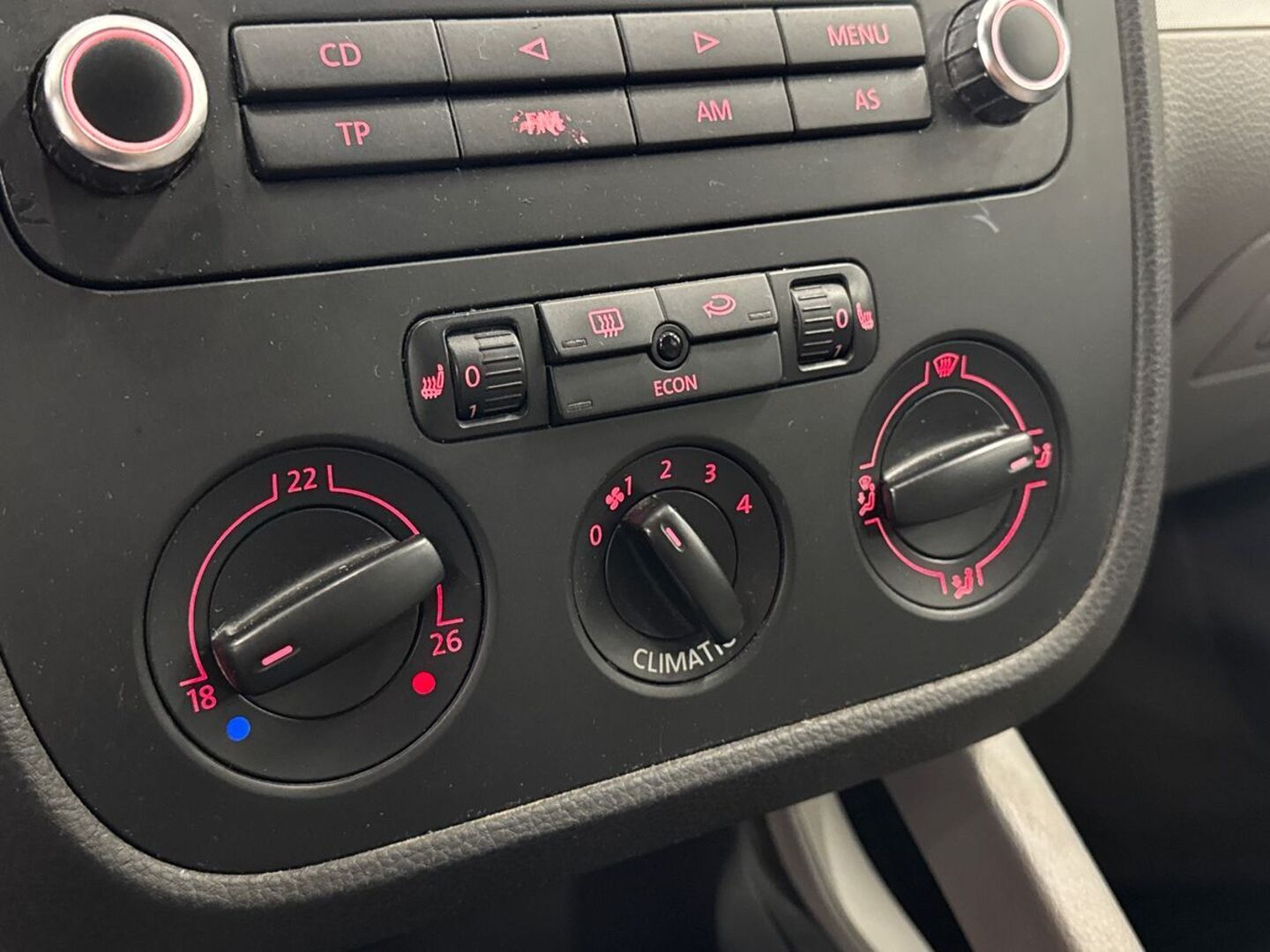 VOLKSWAGEN Jetta 2006