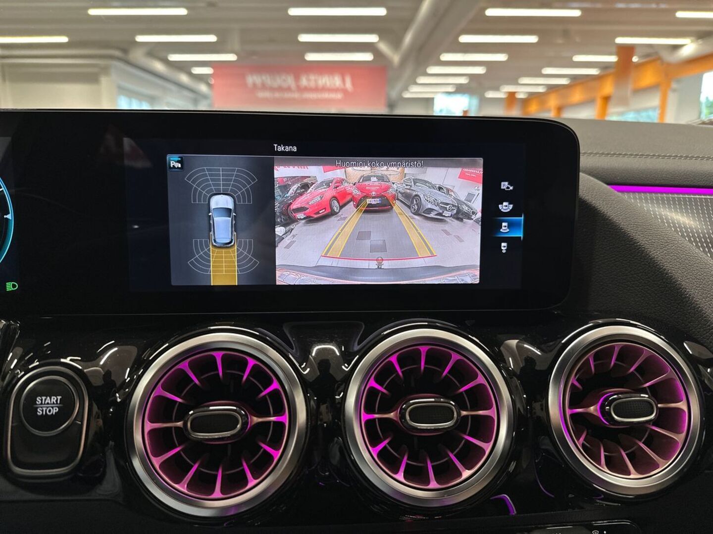 MERCEDES-BENZ EQA 2021