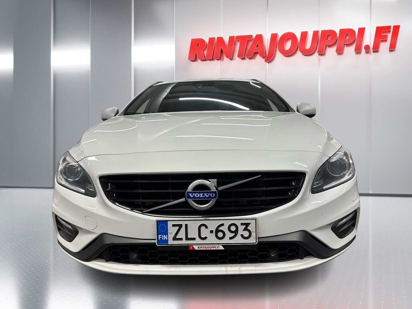 VOLVO V60 2016