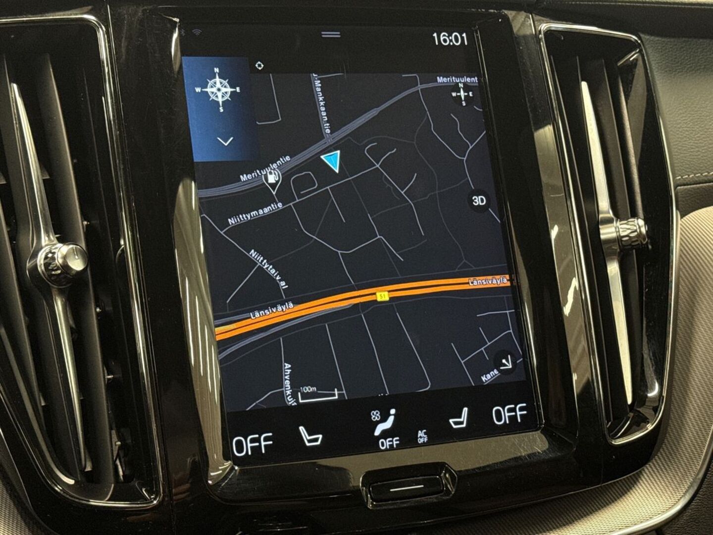 VOLVO XC60 2019