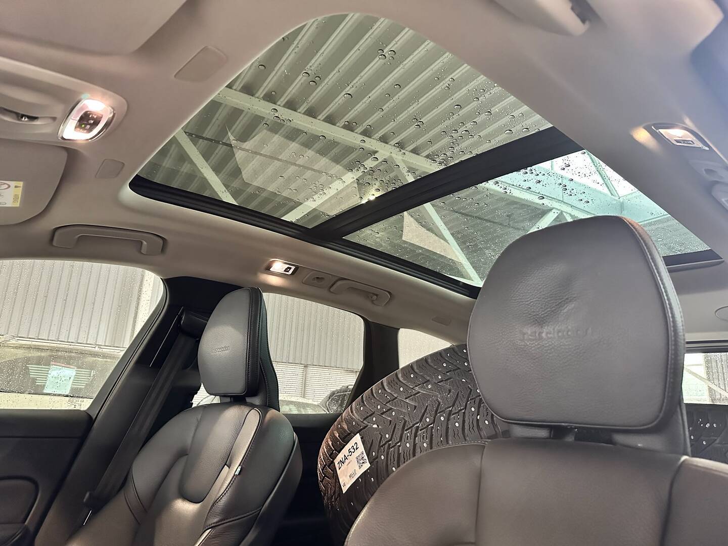 VOLVO XC60 2019