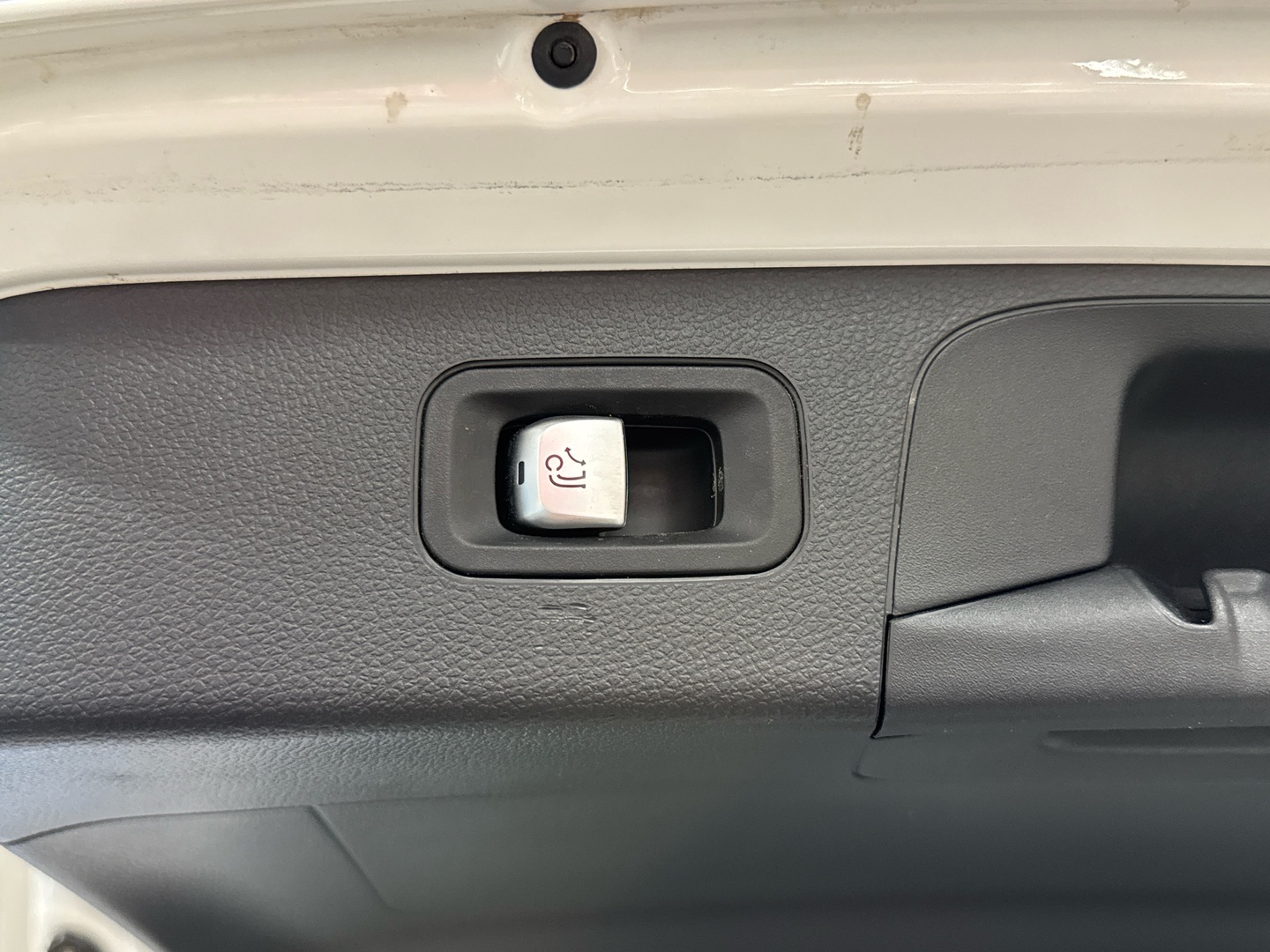 MERCEDES-BENZ GLC 2018