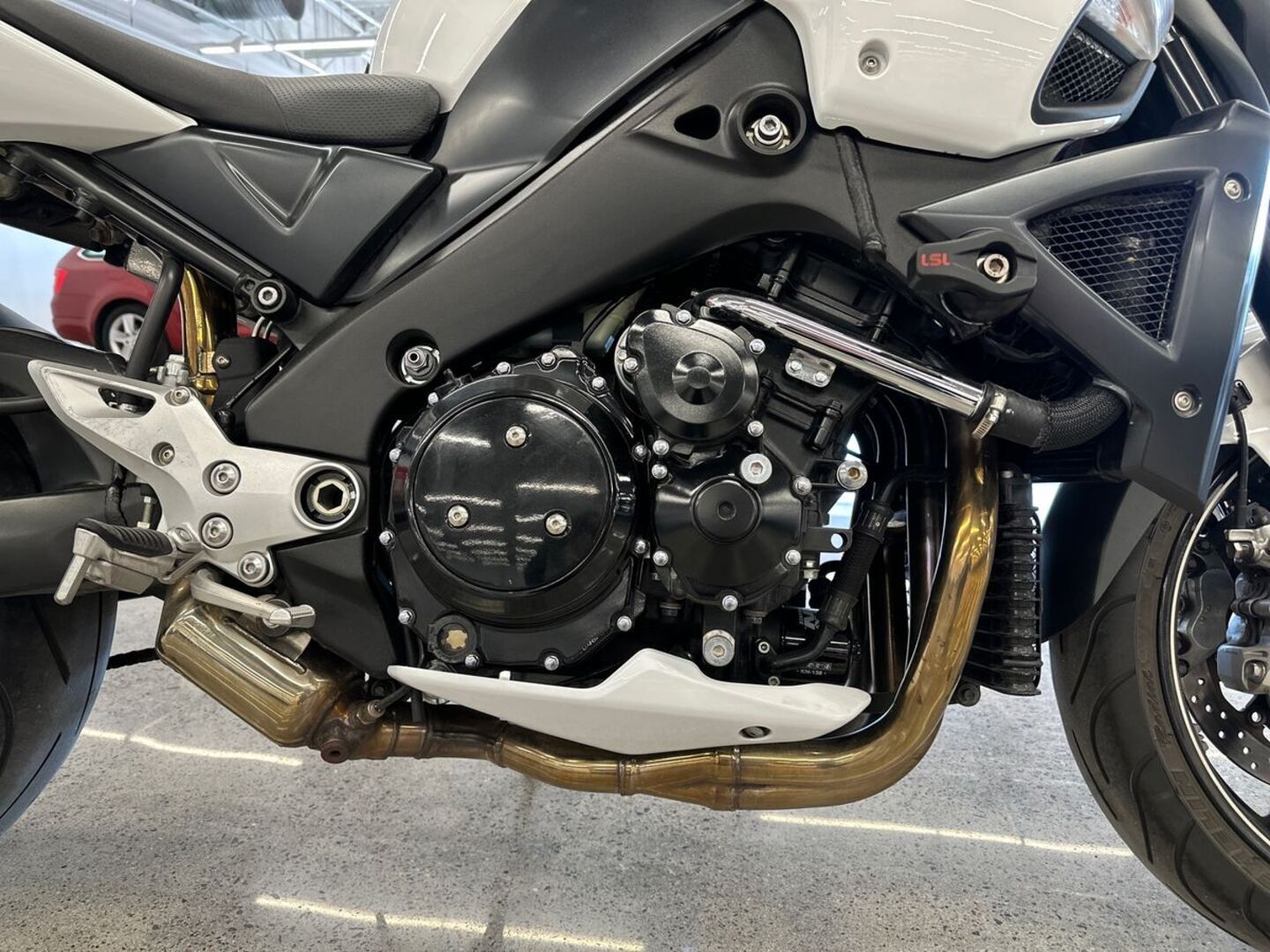 SUZUKI GSX 2010