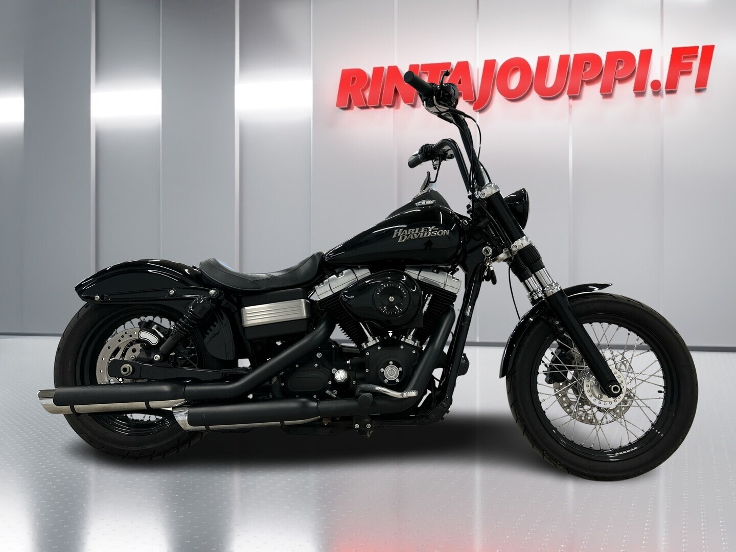 HARLEY-DAVIDSON DYNA 2010