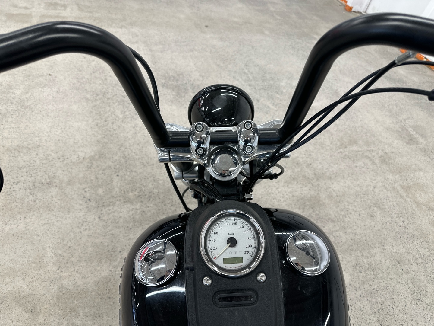HARLEY-DAVIDSON DYNA 2010