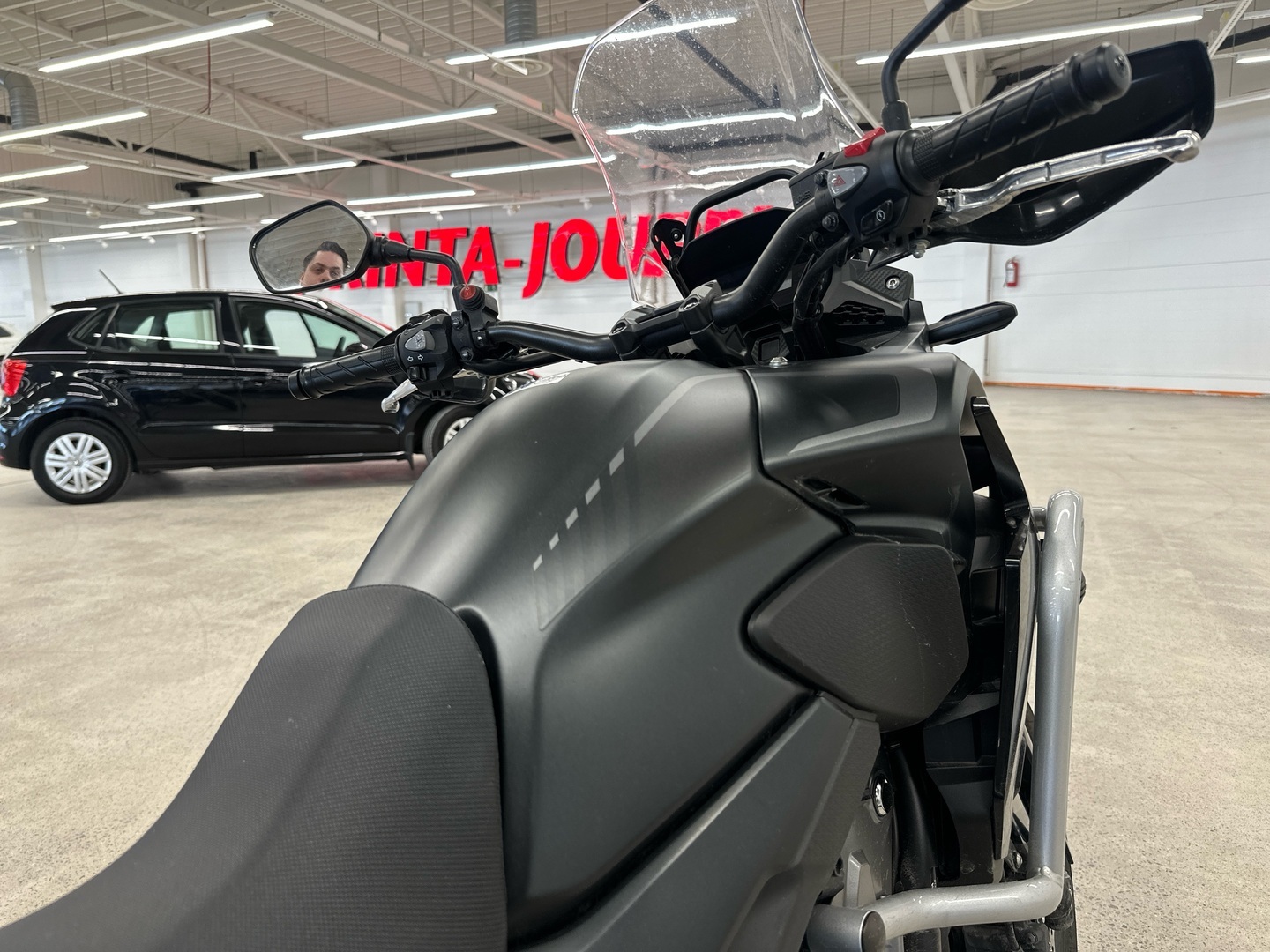 HONDA CB 2023