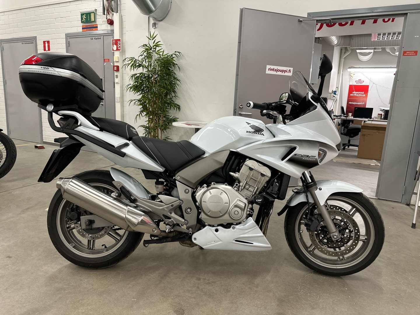 HONDA CBF 2010