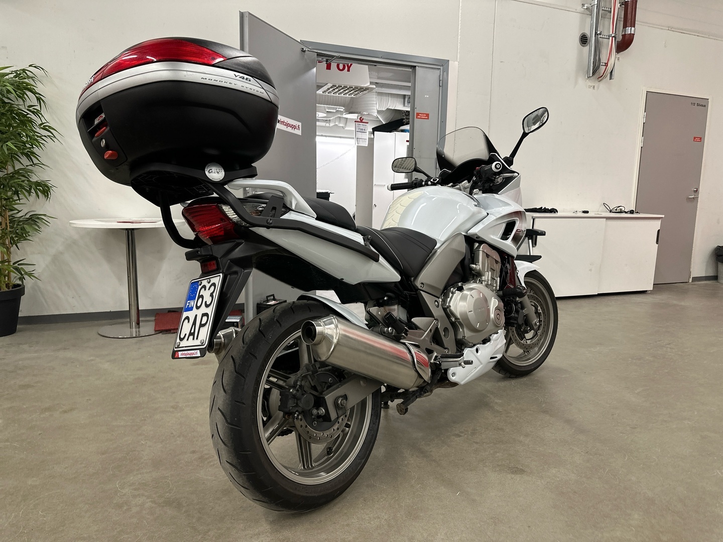 HONDA CBF 2010