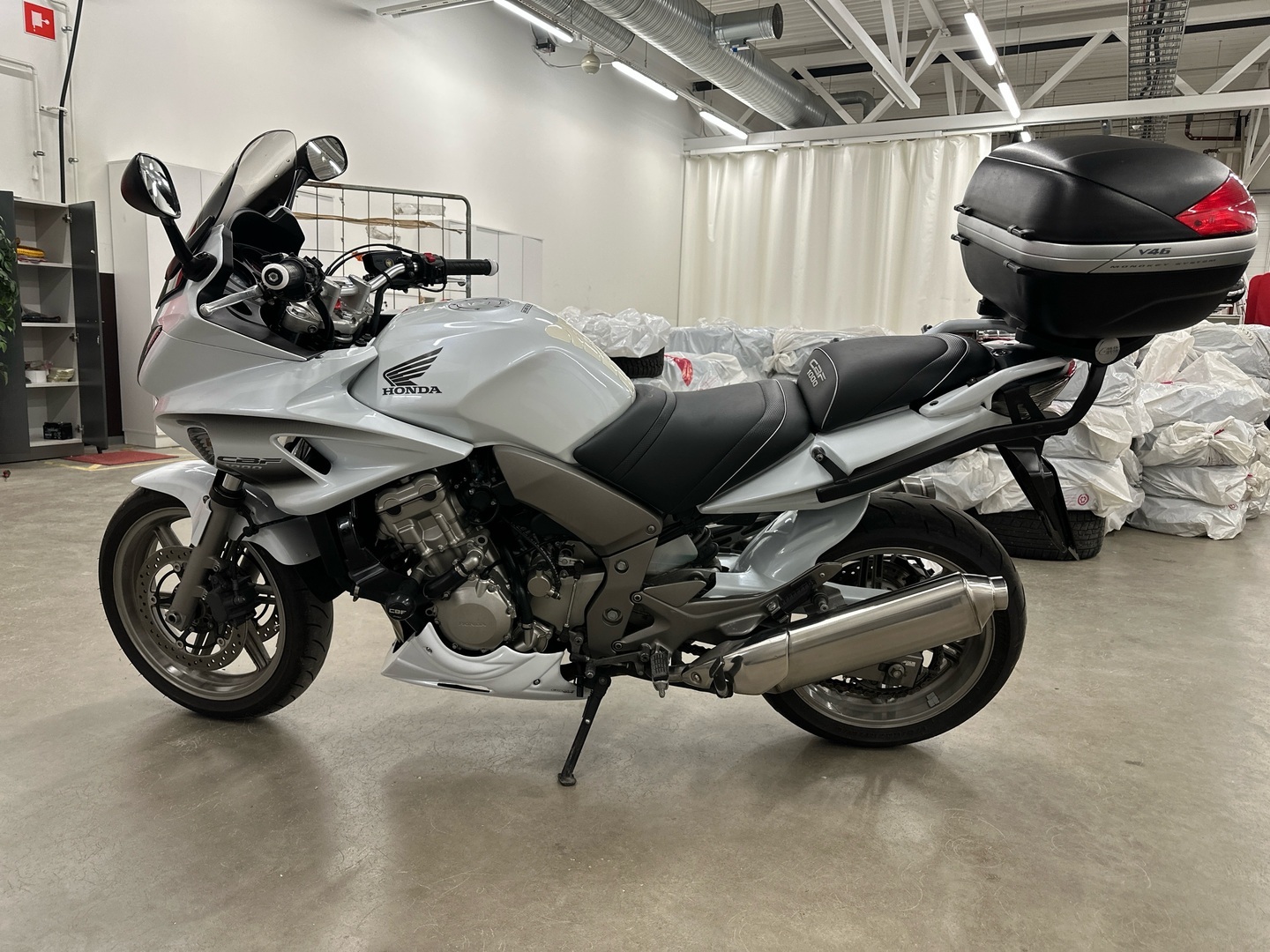 HONDA CBF 2010
