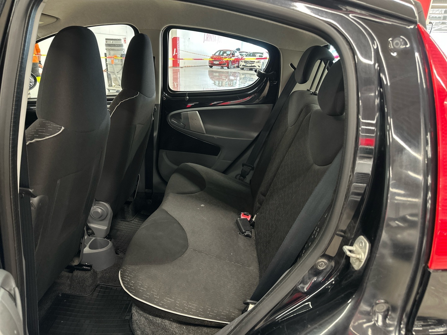 PEUGEOT 107 2009