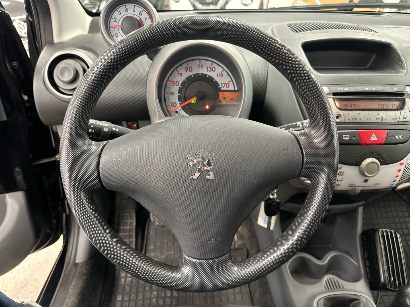 PEUGEOT 107 2009