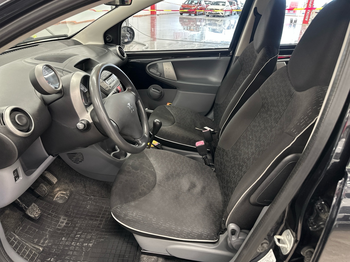 PEUGEOT 107 2009