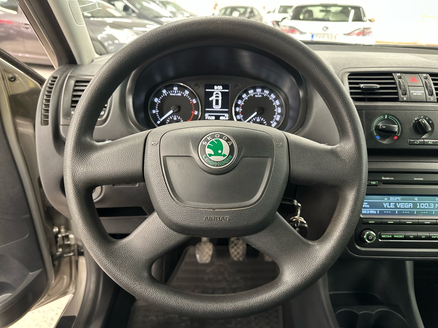 SKODA Roomster 2012