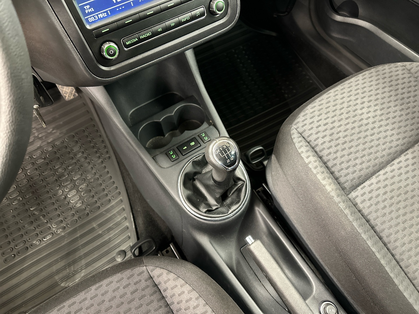 SKODA Roomster 2012