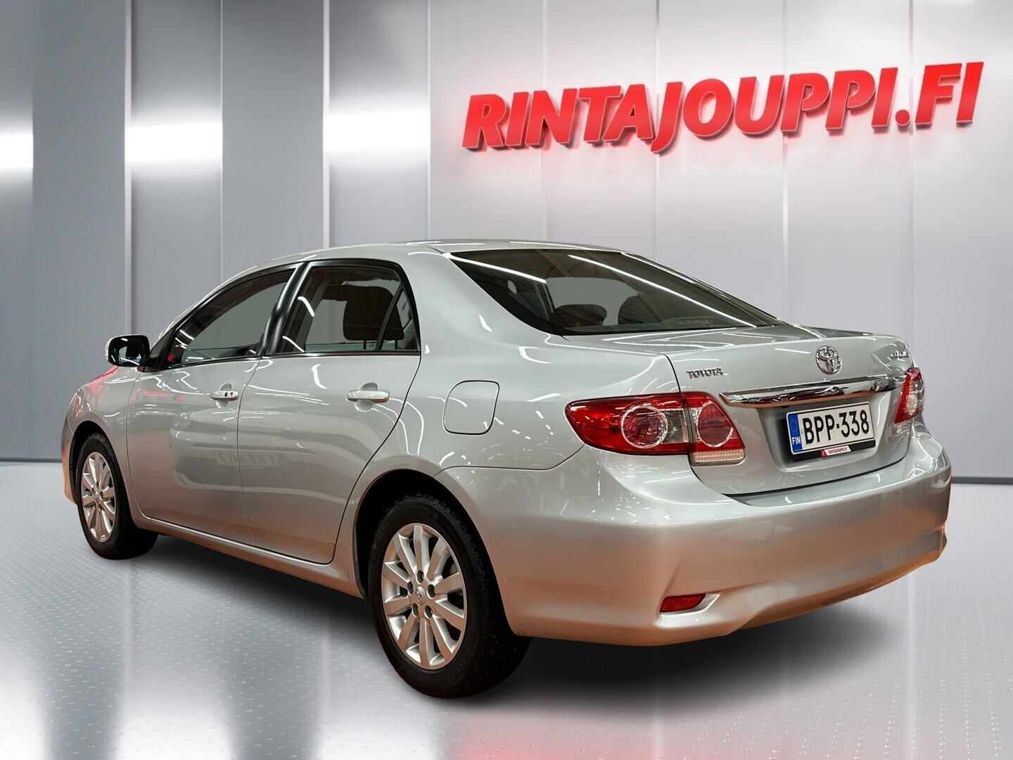TOYOTA Corolla 2012