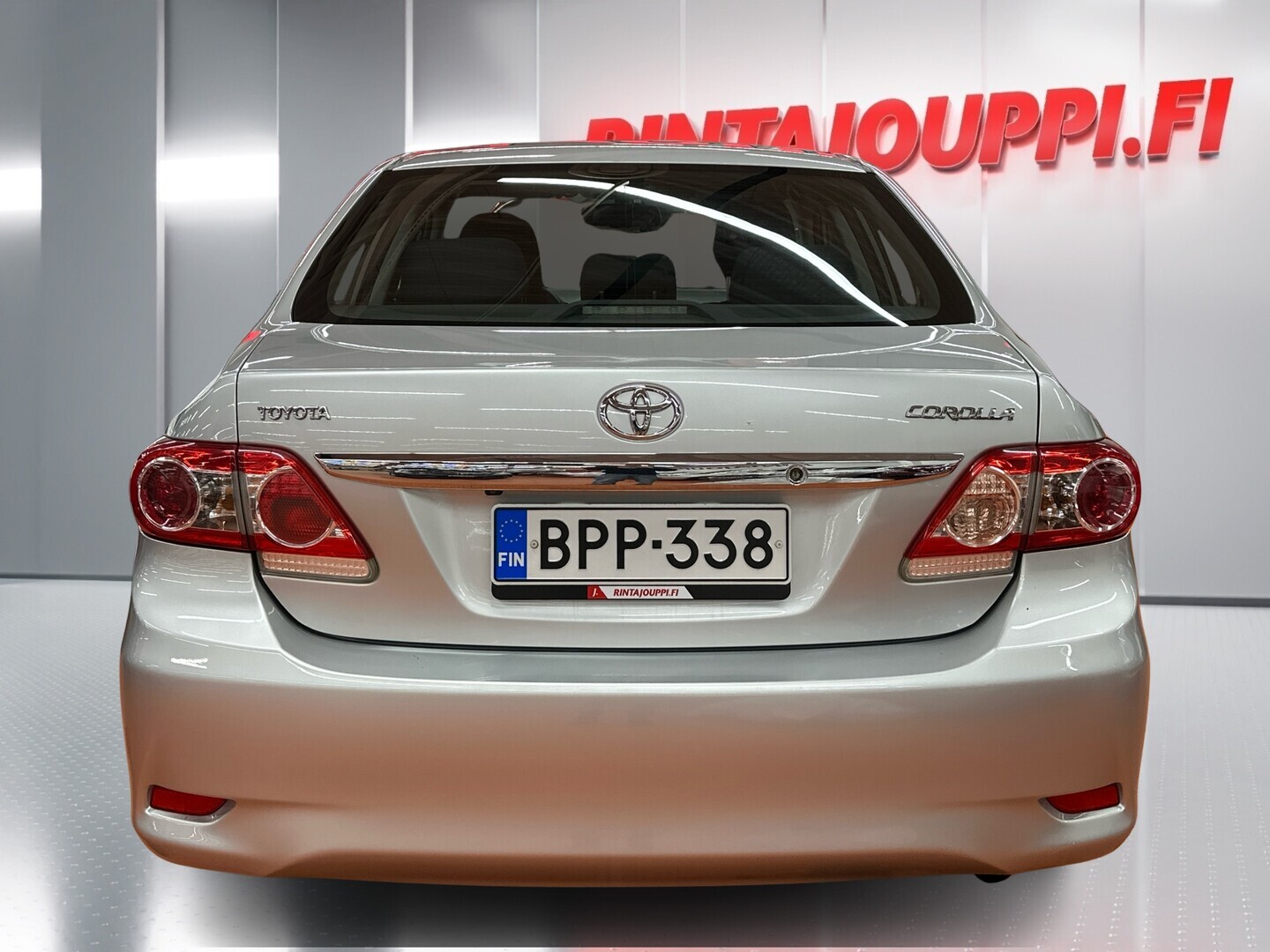 TOYOTA Corolla 2012