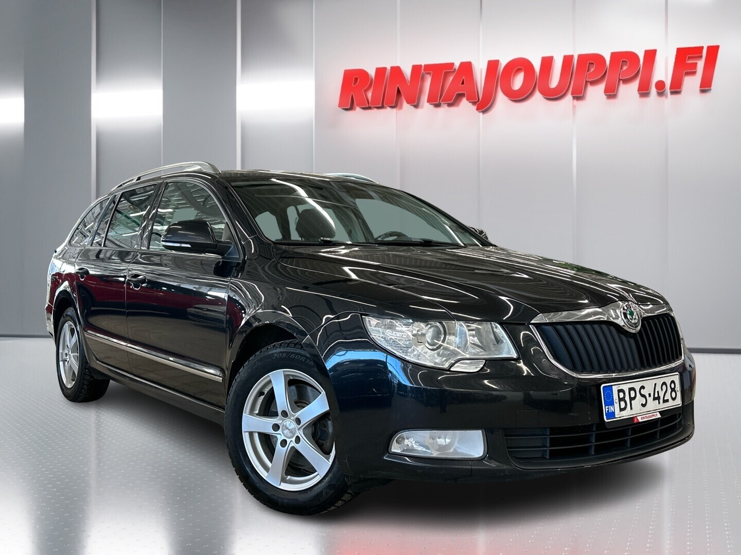 SKODA Superb 2012