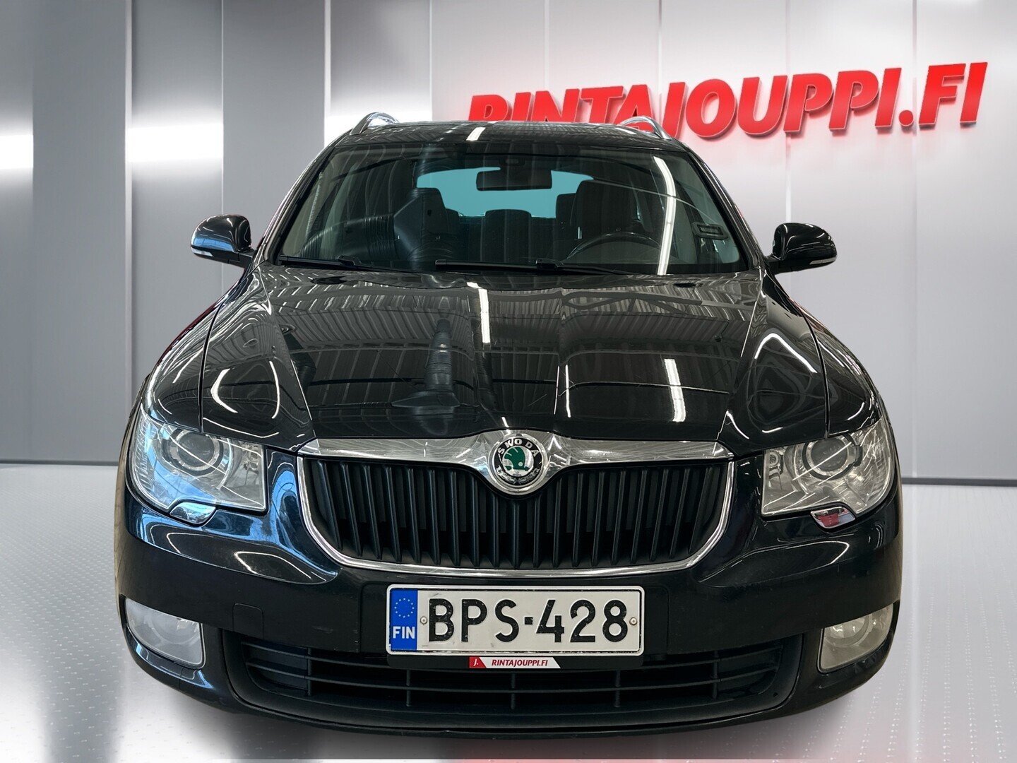 SKODA Superb 2012