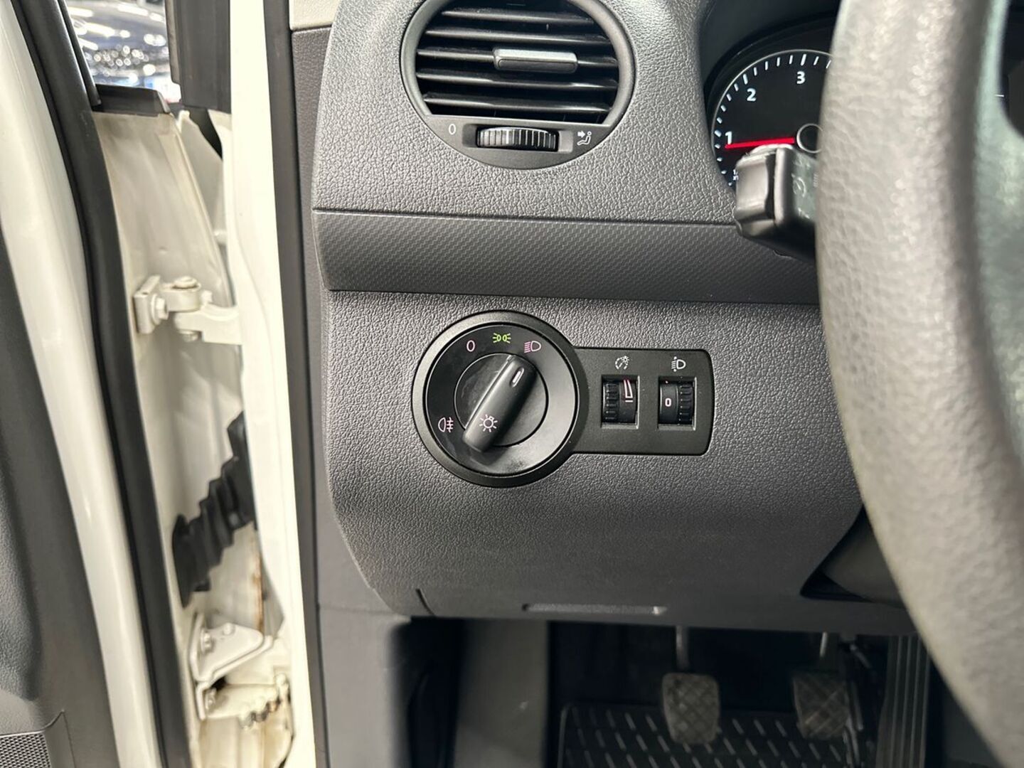 VOLKSWAGEN Caddy 2014
