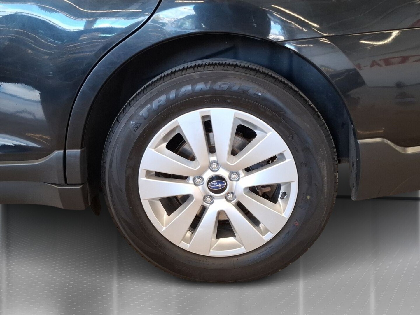 SUBARU Outback 2015