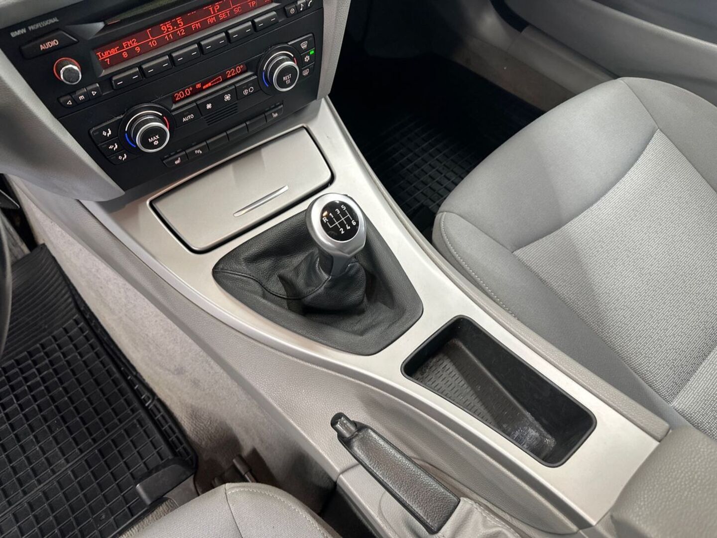 BMW 320 2007