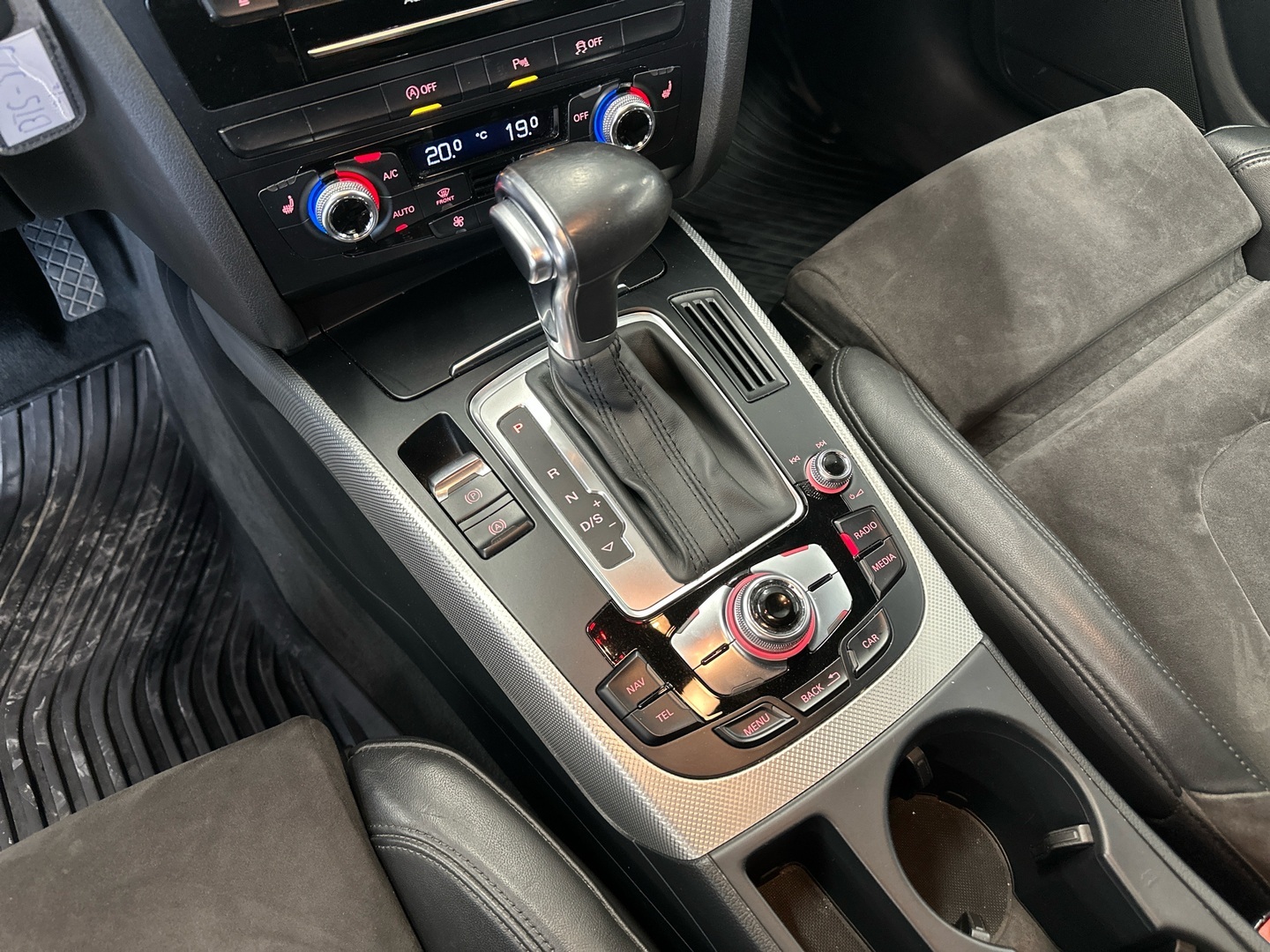 AUDI A4 allroad quattro 2014