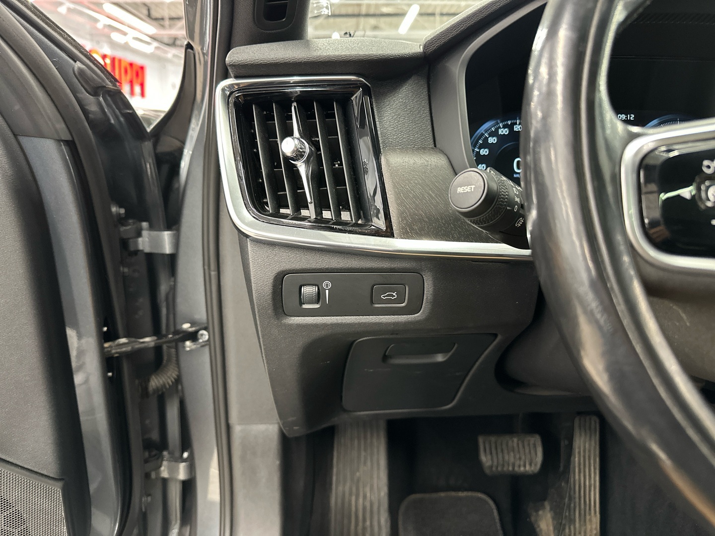 VOLVO V90 Cross Country 2017