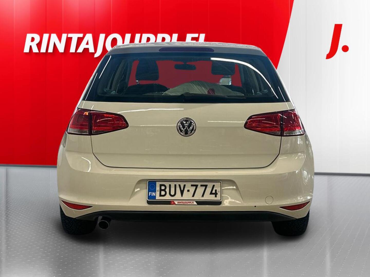 VOLKSWAGEN Golf 2015