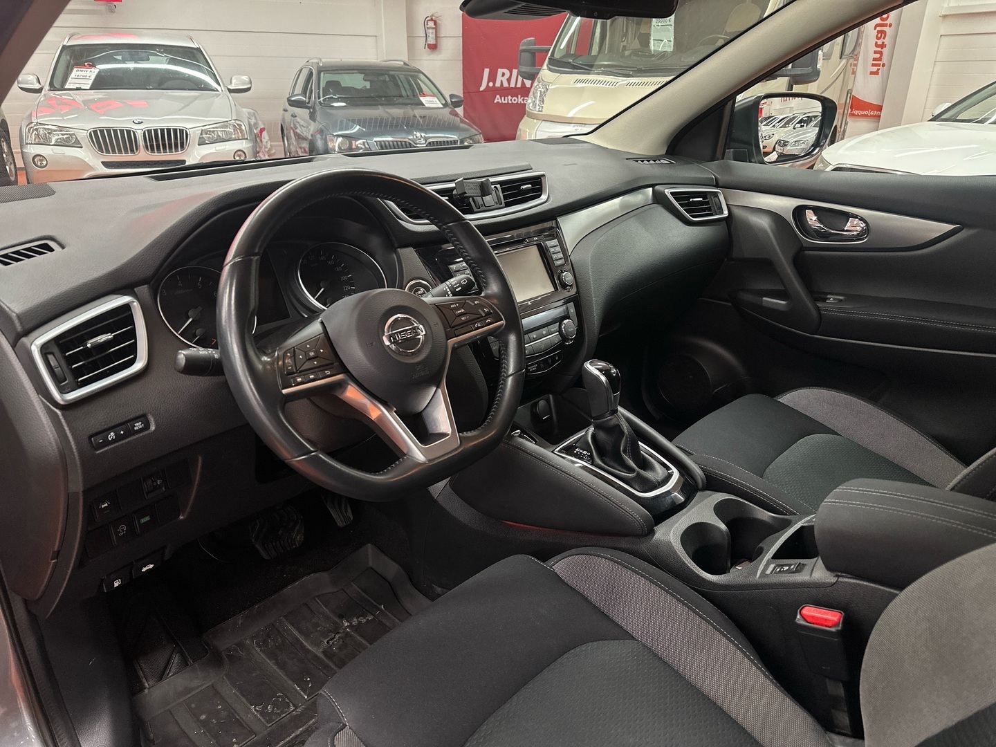 NISSAN Qashqai 2018