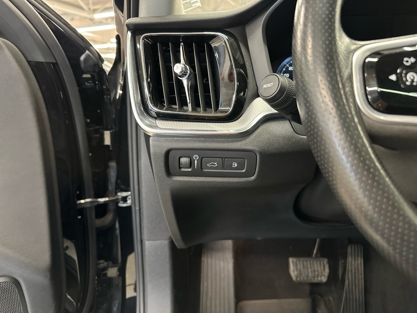 VOLVO V60 2019