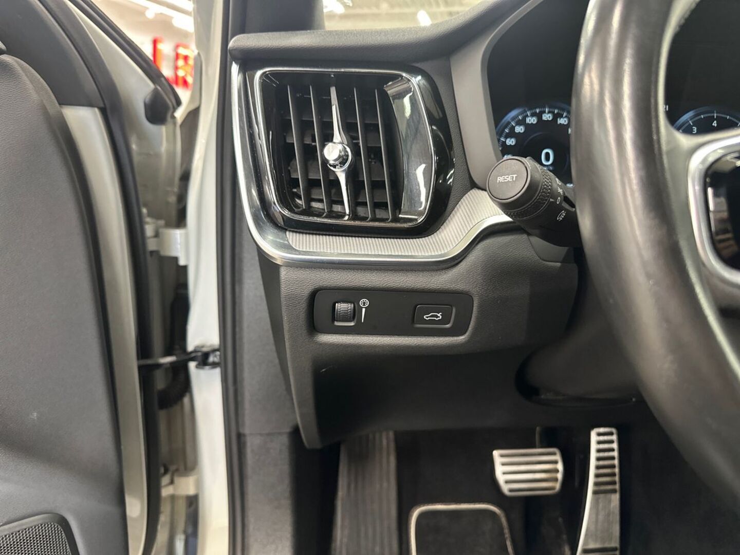VOLVO S60 2019