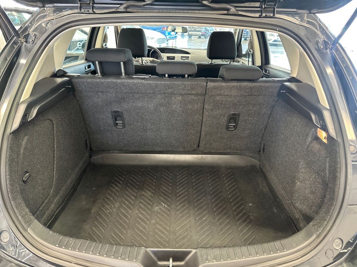 MAZDA Mazda3 2010