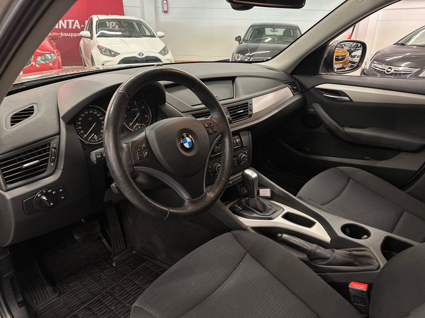 BMW X1 2011