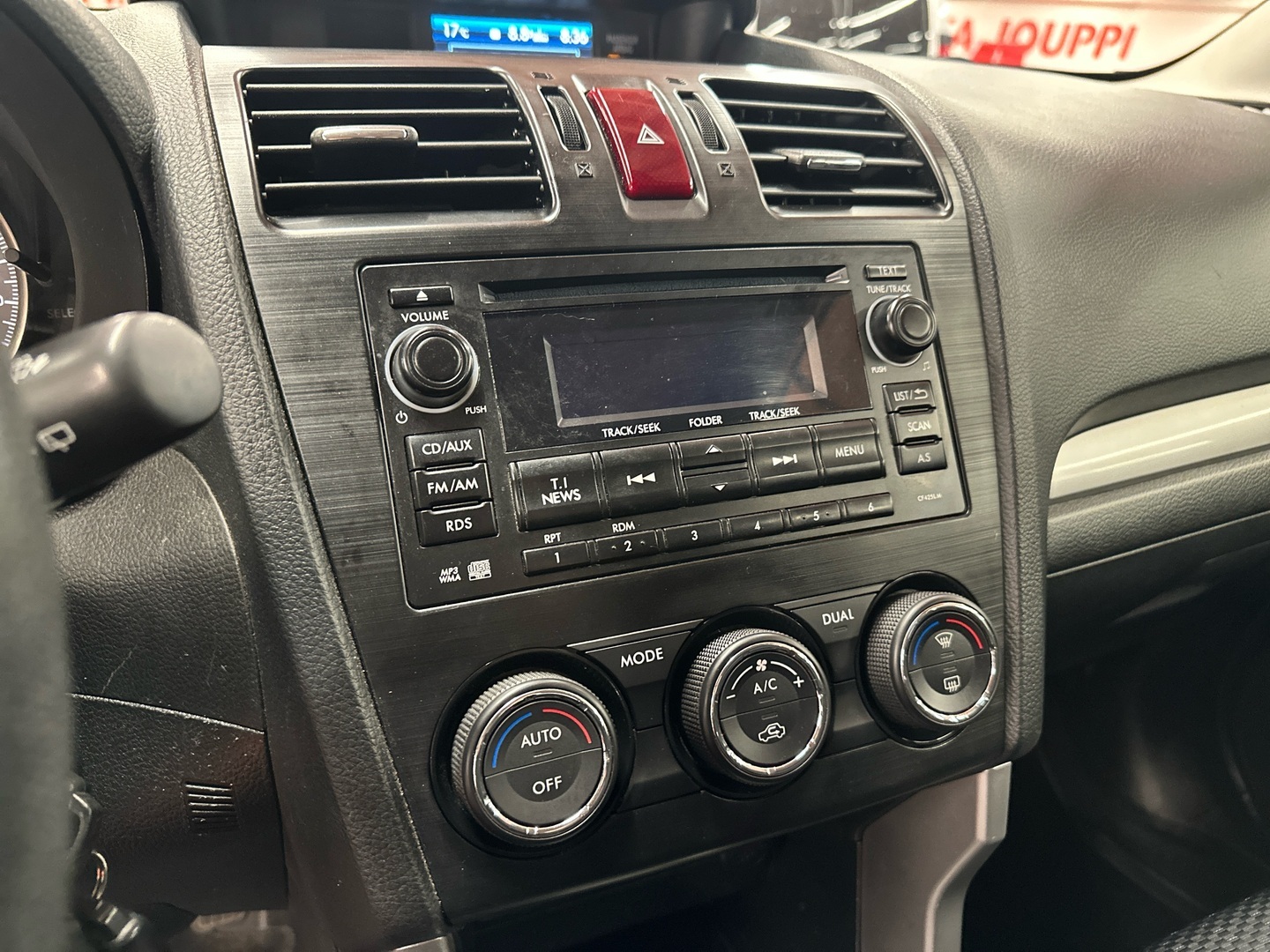 SUBARU Forester 2014