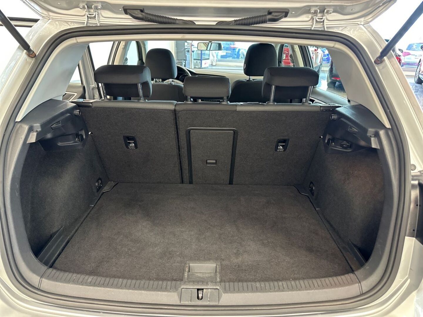 VOLKSWAGEN Golf 2015