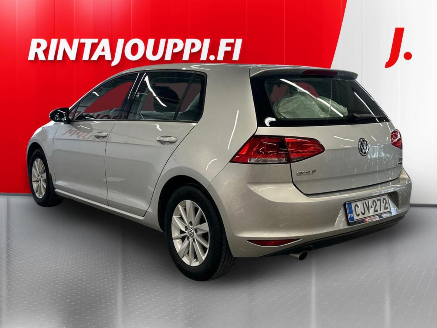 VOLKSWAGEN Golf 2015