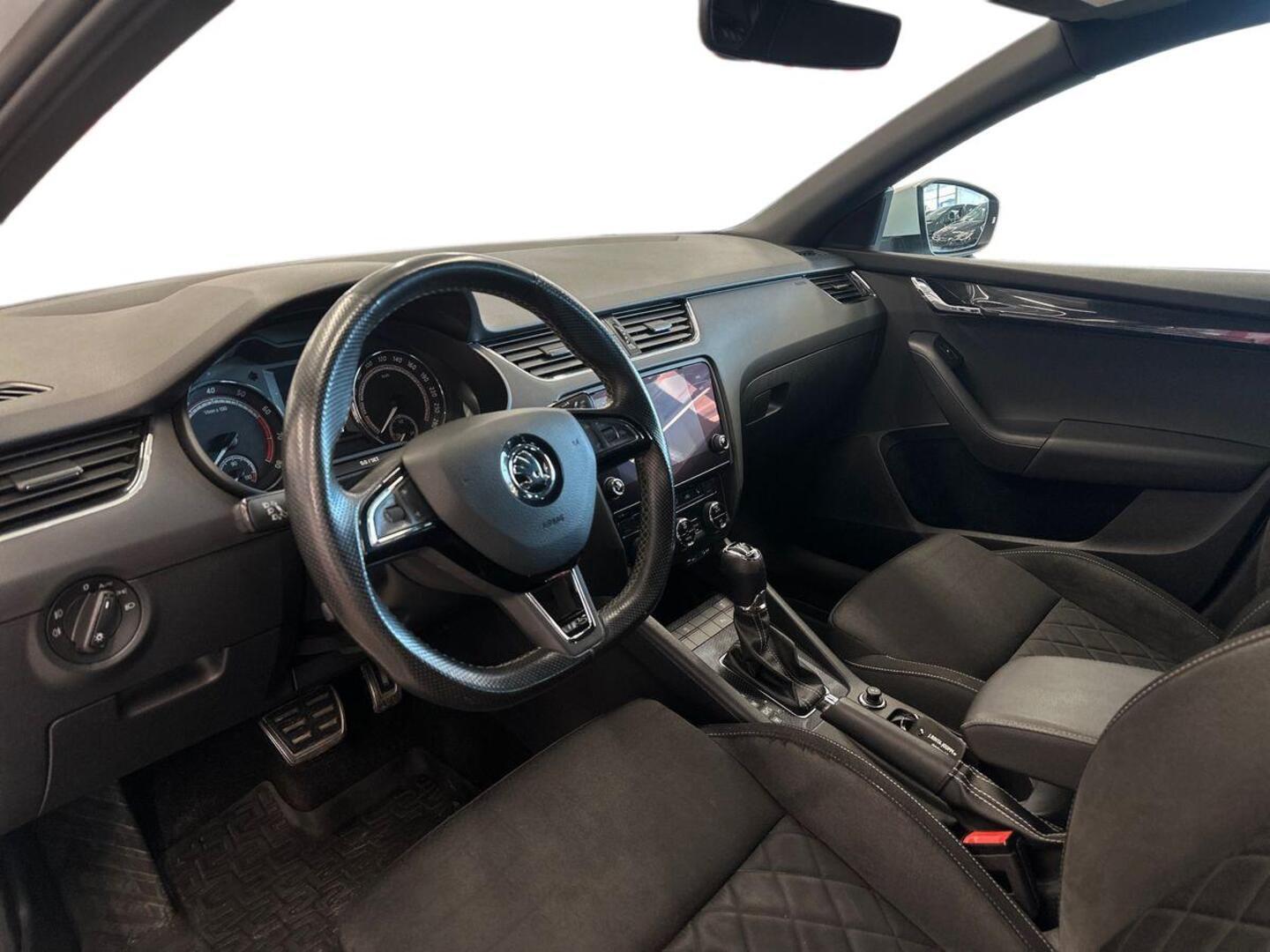 SKODA Octavia 7