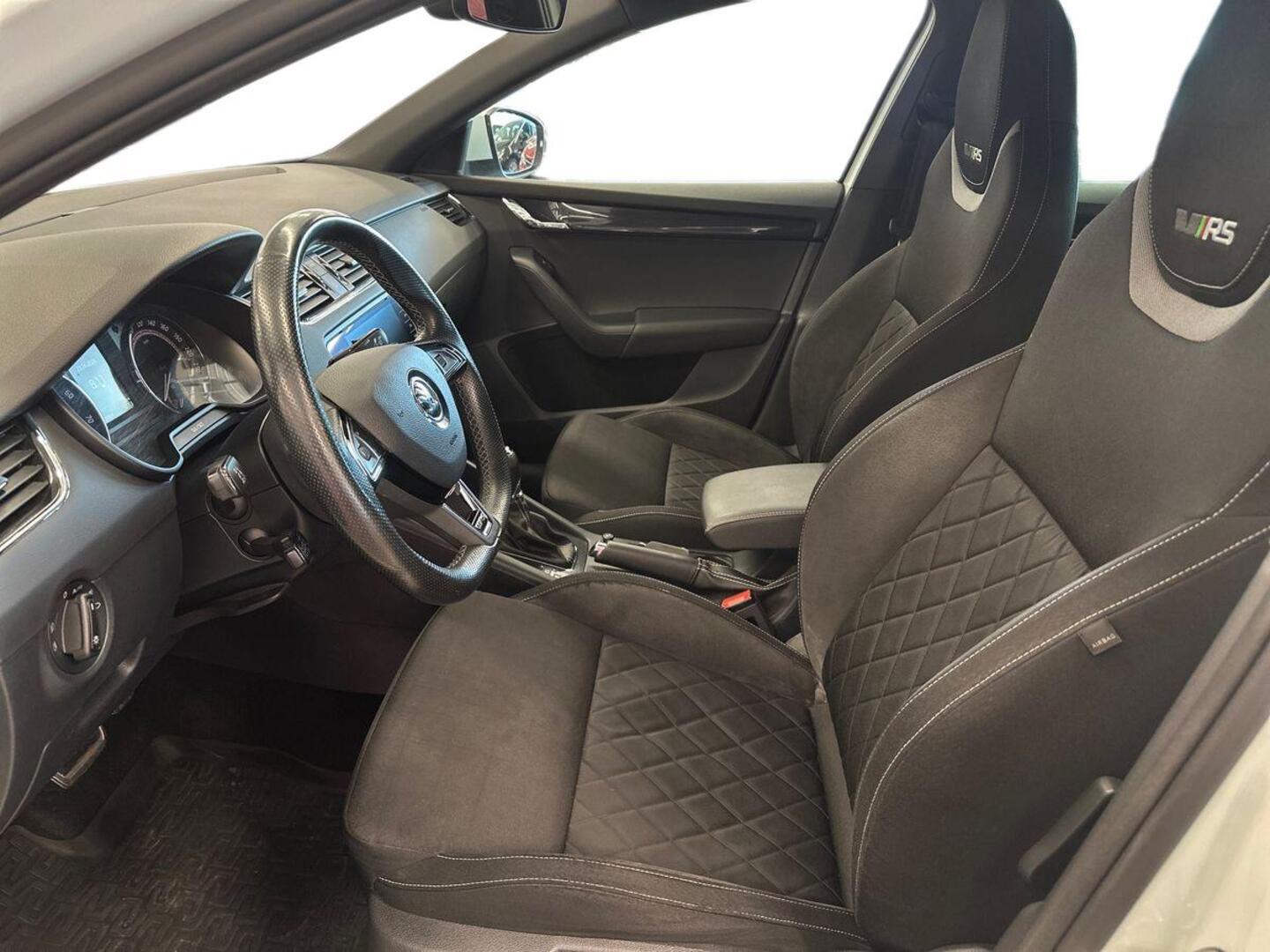SKODA Octavia 9