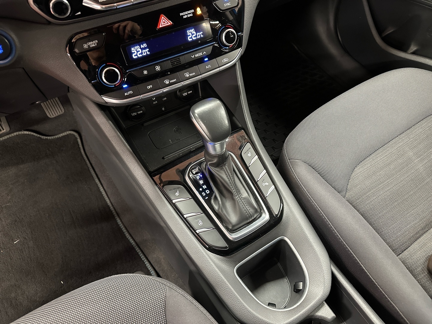 HYUNDAI IONIQ hybrid 2018