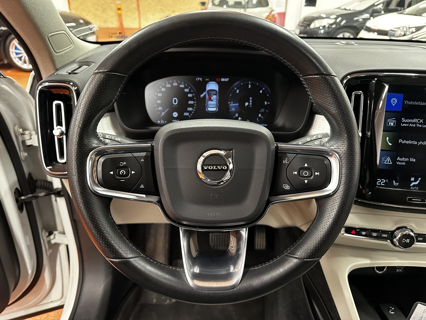 VOLVO XC40 2018