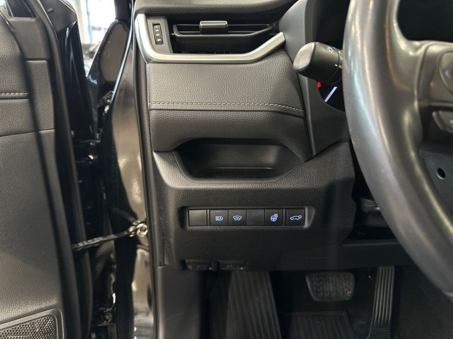 TOYOTA RAV4 15
