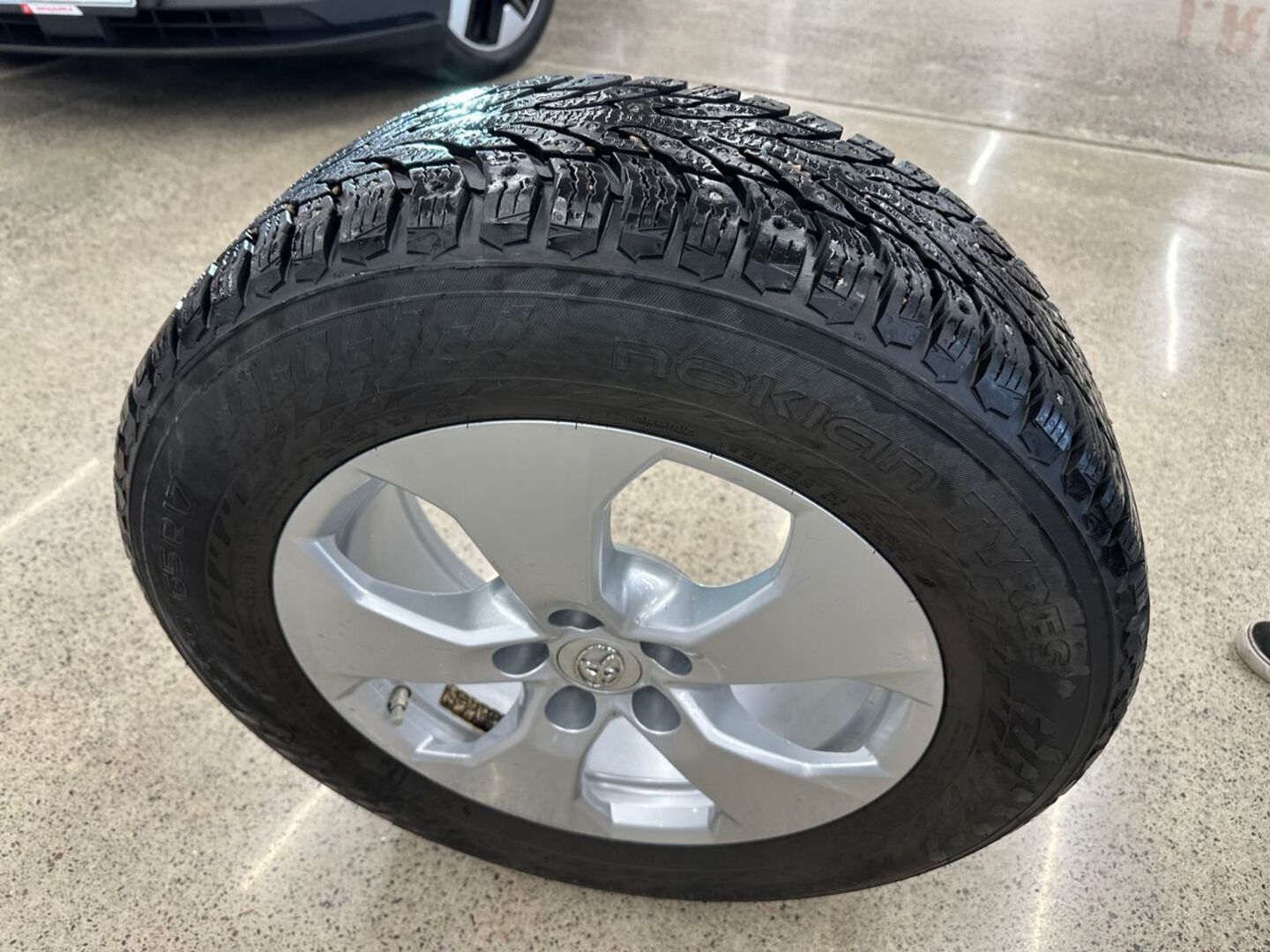 TOYOTA RAV4 21