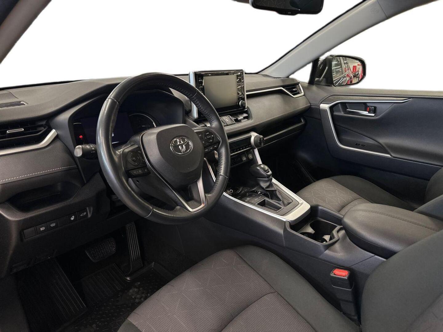TOYOTA RAV4 7