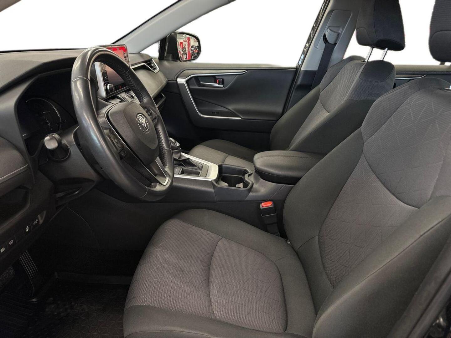 TOYOTA RAV4 9